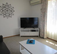 Harbour Lights Holiday Units - QLD Tourism