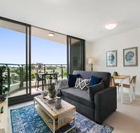 HARBOURSIDE- hosted by L'Abode Accommodation - QLD Tourism