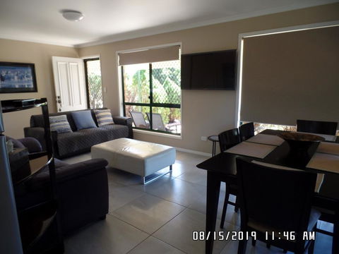 Headley's Cottage - Queensland Tourism 2