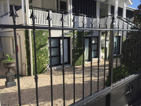 Heal House - Queensland Tourism 2