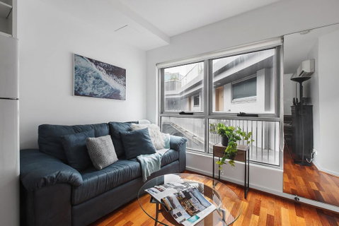 Heart Of Sandringham Apartment By Ready Set Host - QLD Tourism 1