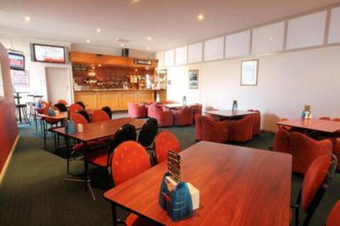 Heemskirk Motor Hotel - QLD Tourism 0