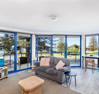 Heritage 202 Overlooking the Water