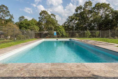 Hermitage Hideaway - QLD Tourism 0
