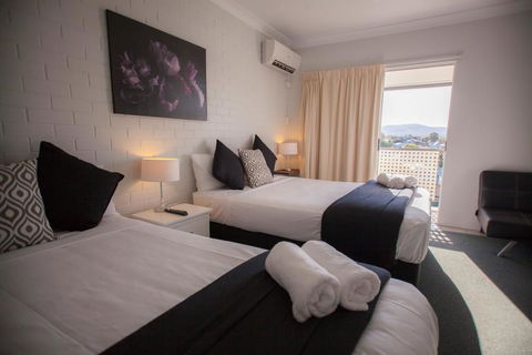 Herston Place Motel - QLD Tourism 3