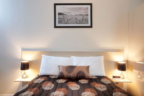 High Street Motor Inn - Queensland Tourism 0