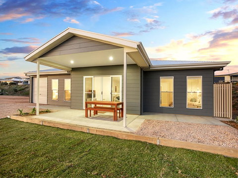 High Tide - Wallaroo Beachfront Property - Pet-Friendly - QLD Tourism 1