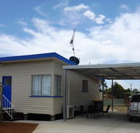 Holiday House Clermont - QLD Tourism