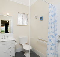 Holiday on the Terrace - Queensland Tourism