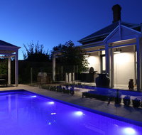 Hollidge House 5 Star Luxury Apartments - QLD Tourism