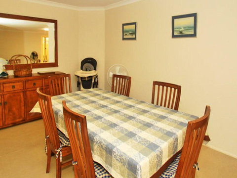 Home Away From Home - Queensland Tourism 3