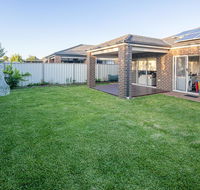 Homely Getaways in Central Pakenham - Pet Friendly - Queensland Tourism
