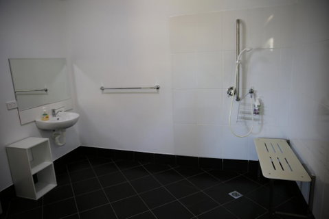Honeybee - Country Accommodation - QLD Tourism 2
