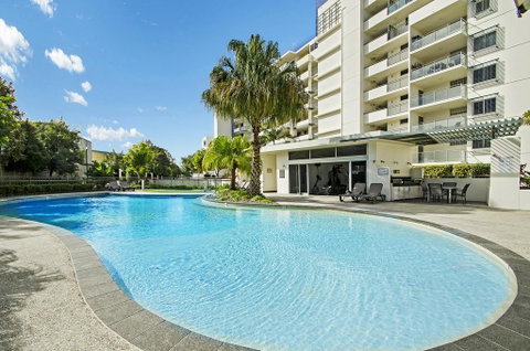 Horton Apartments - QLD Tourism 0