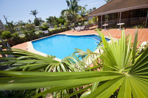 Island Palms Motor Inn - Queensland Tourism 0