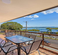 Island View 4 -Opposite Wallis Lake - QLD Tourism