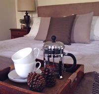Jacaranda House Bed  Breakfast - QLD Tourism