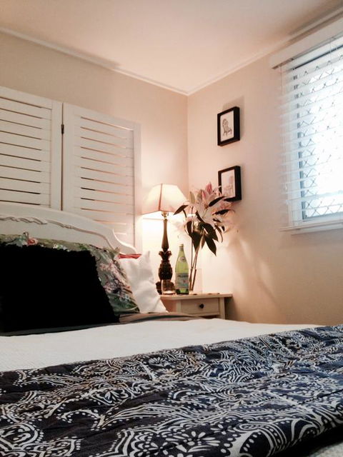 Jacaranda House Bed & Breakfast - QLD Tourism 3