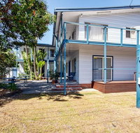 Jamaica Holiday Units - QLD Tourism