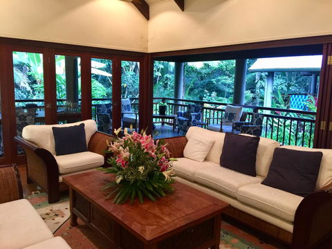 Janbal Retreat - Queensland Tourism 1