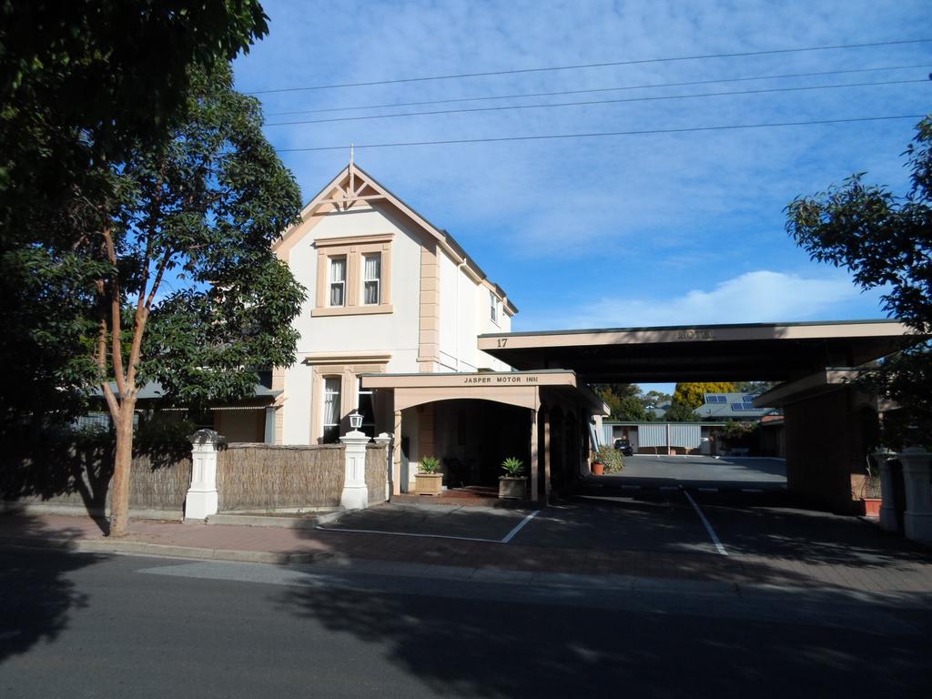 Hyde Park SA QLD Tourism