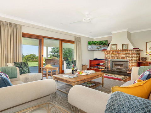Jaspers Brush - Tranquil Gardens & Stunning Views - Queensland Tourism 2