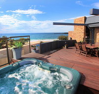 Jedda 5 - Oceanview 3 BDRM Penthouse with Rooftop Spa - Queensland Tourism