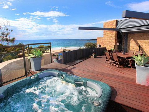 Jedda 5 - Oceanview 3 BDRM Penthouse With Rooftop Spa - Queensland Tourism 0