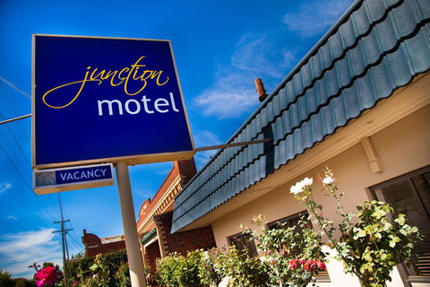 Junction Motel - Queensland Tourism 0