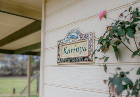 Karinya Cottage - Pet Friendly Country Retreat - QLD Tourism 3