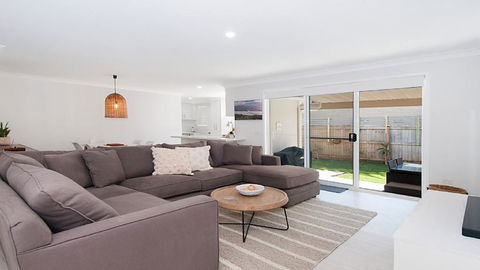 Kay's Hideaway - WiFi - Air-conditioned - QLD Tourism 0