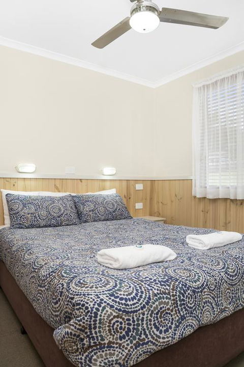 Kendalls Beach Holiday Park - Queensland Tourism 3