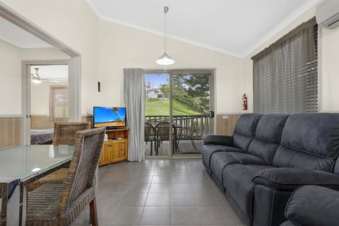 Kendalls Beach Holiday Park - Queensland Tourism 1