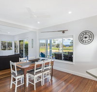 Kesla Beach House - QLD Tourism