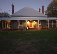 Kings Cottage Uralla - QLD Tourism