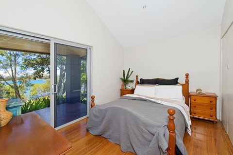 Kingspoint Resort - Queensland Tourism 1
