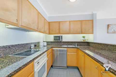 KOZYGURU THE ROCKS HARBOUR BRIDGE VIEW 1 BED APT SWIMMING POOL NTR098 - Queensland Tourism 3