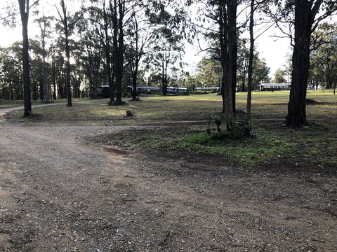 Krinklewood Cottage & Train Carriages - Queensland Tourism 1