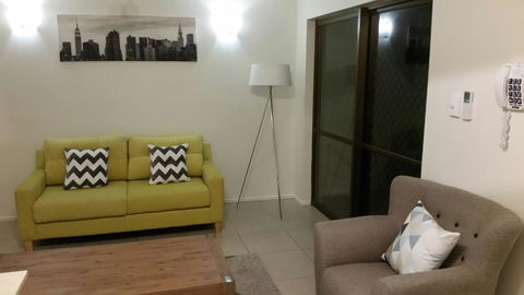 L'Amor Holiday Apartments - QLD Tourism 3