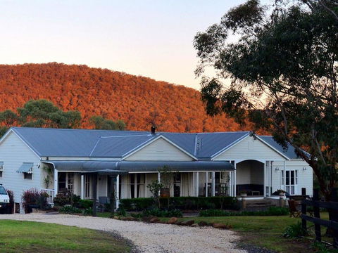 La Sila Homestead On Marrowbone - Cutest Cottage In The Hunter With Killer Views - Queensland Tourism 3