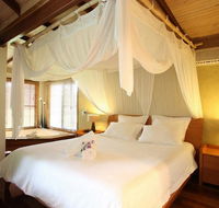 Lake Weyba Cottages Noosa - QLD Tourism