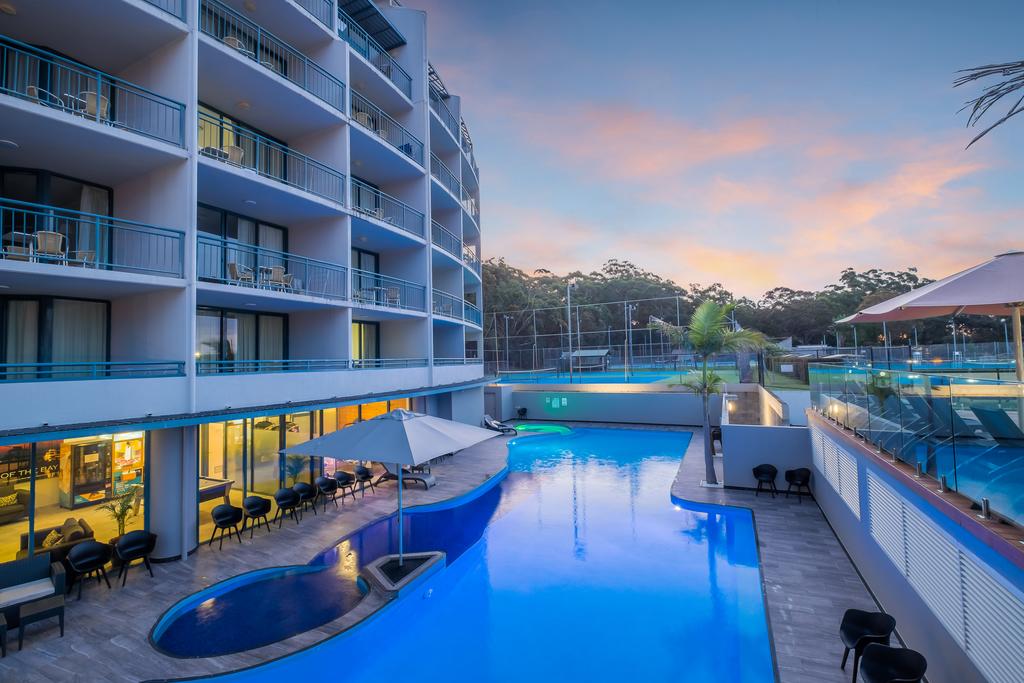 Nelson Bay NSW QLD Tourism