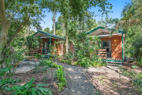 Landsborough Pines Caravan Park - QLD Tourism 0