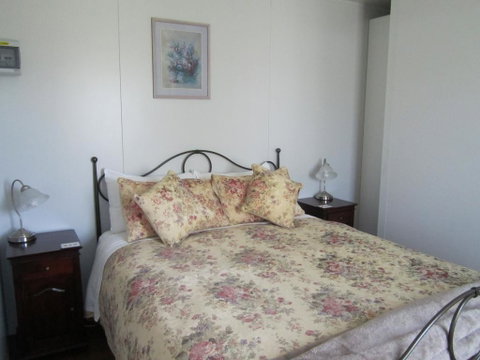 Lavendale Farmstay And Cottages York - QLD Tourism 3