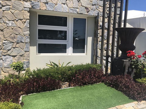 Lavender Manor BnB - Queensland Tourism 1