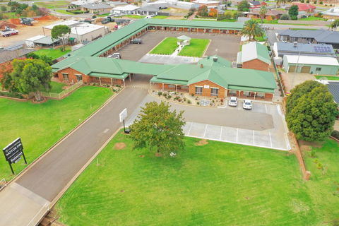 Leeton Heritage Motor Inn - QLD Tourism 0