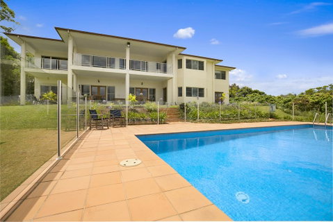 Lemon Grove - QLD Tourism 2