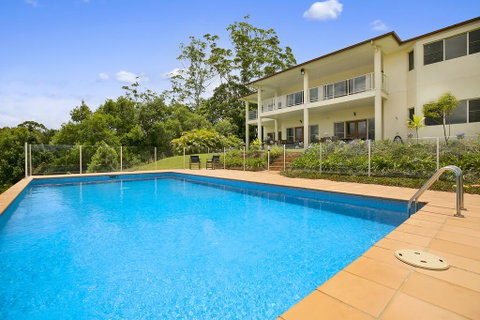 Lemon Grove - QLD Tourism 3
