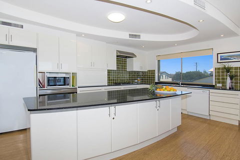 Lennox On The Beach Unit 2 - Lennox Head - QLD Tourism 3