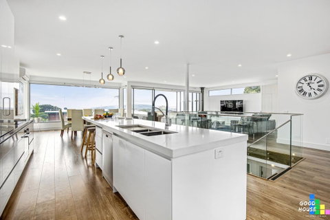 Luxe Retreat Dromana - QLD Tourism 3